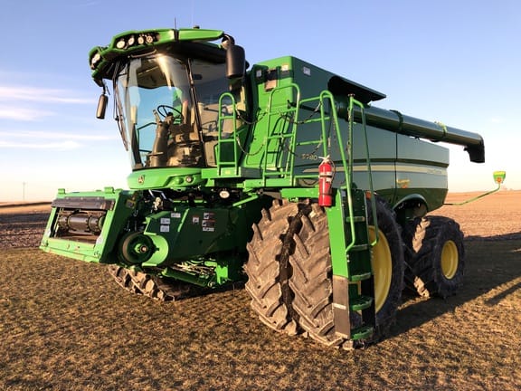 2023 John Deere S780 Equipment Image0