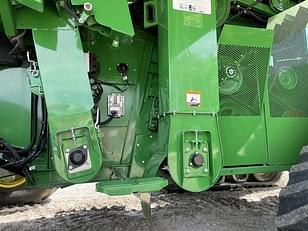 Main image John Deere S780 17