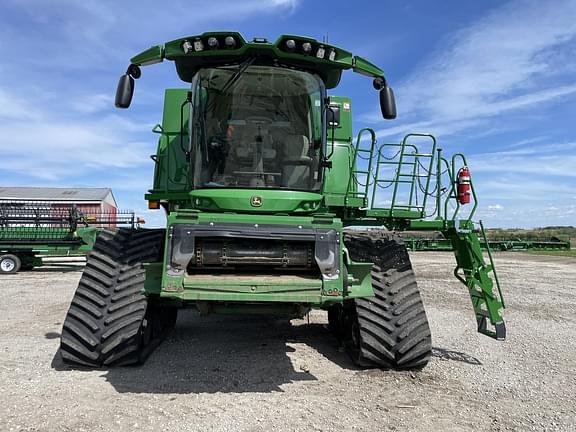 Image of John Deere S780 equipment image 1