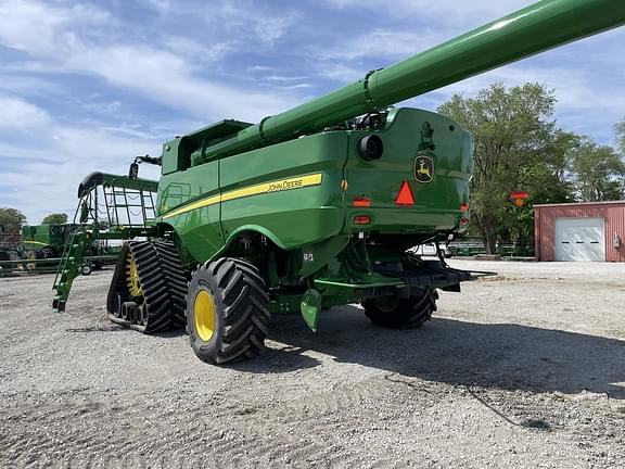 Image of John Deere S780 equipment image 4