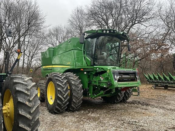 Image of John Deere S780 equipment image 1