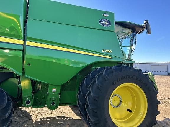 Image of John Deere S780 equipment image 3