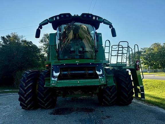 Image of John Deere S780 equipment image 4