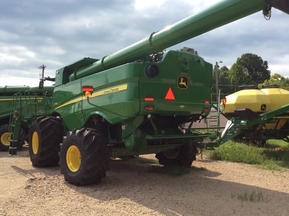 Image of John Deere S780 equipment image 3