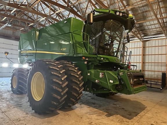 Image of John Deere S780 equipment image 1