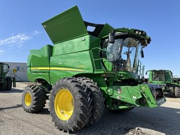 Main image John Deere S780