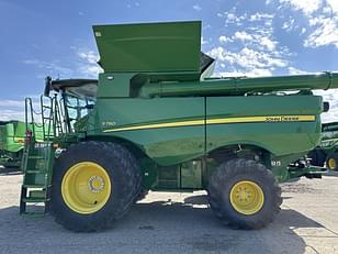 Main image John Deere S780 10