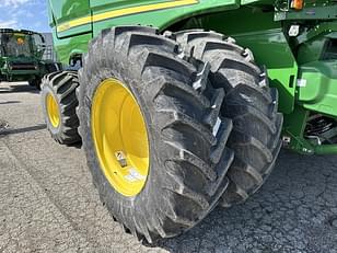 Main image John Deere S780 28