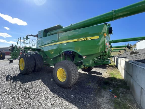 Image of John Deere S780 equipment image 3