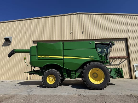 2023 John Deere S780 Equipment Image0
