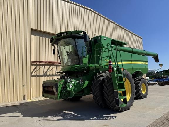 Image of John Deere S780 equipment image 3