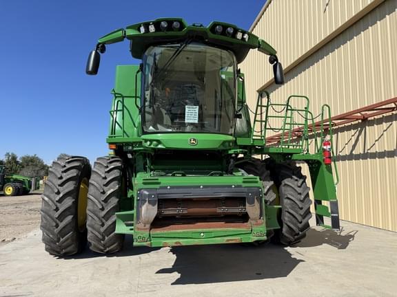 Image of John Deere S780 equipment image 2