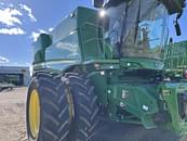 Thumbnail image John Deere S780 1