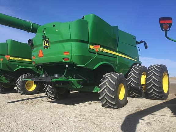 Image of John Deere S780 equipment image 3