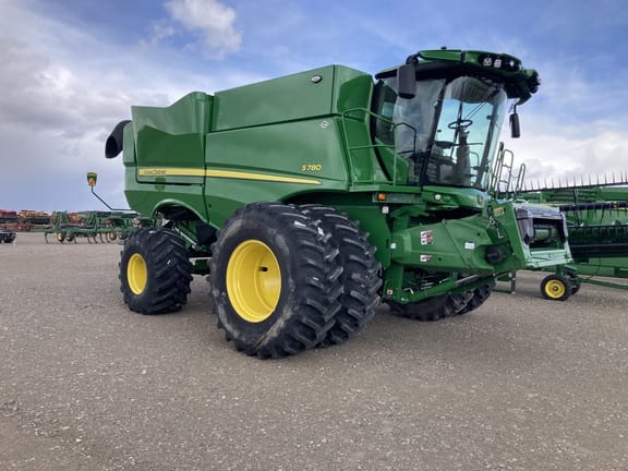 2023 John Deere S780 Equipment Image0