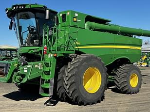 Main image John Deere S780 44