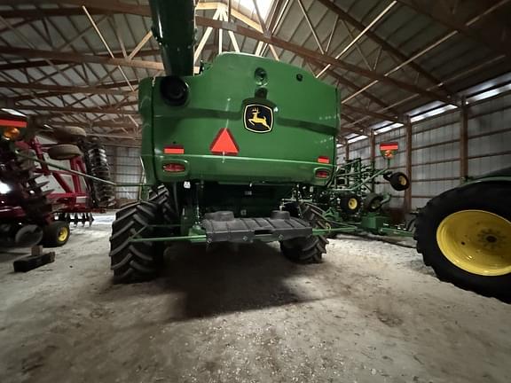 Image of John Deere S780 equipment image 1