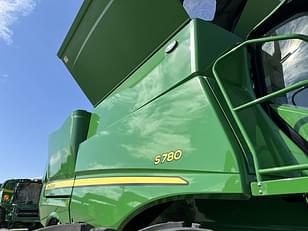 Main image John Deere S780 17