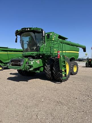 Image of John Deere S780 equipment image 4