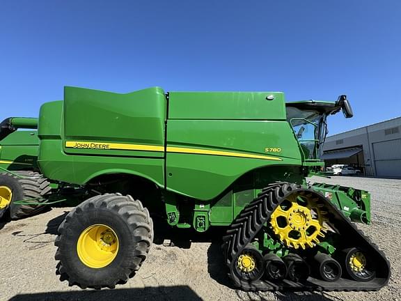 Image of John Deere S780 equipment image 4