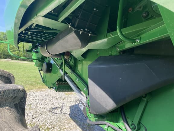 Image of John Deere S780 equipment image 4
