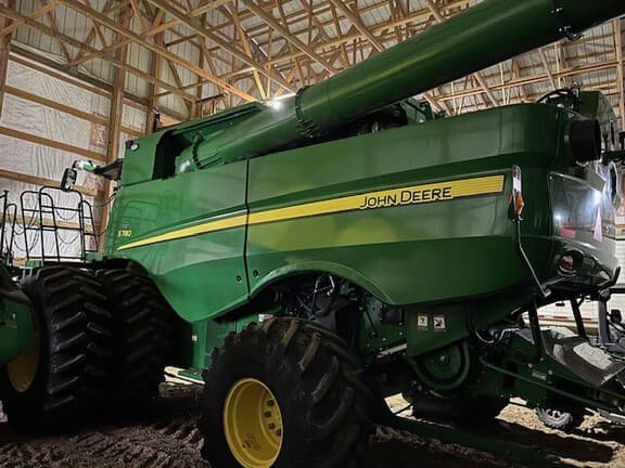 Image of John Deere S780 equipment image 2