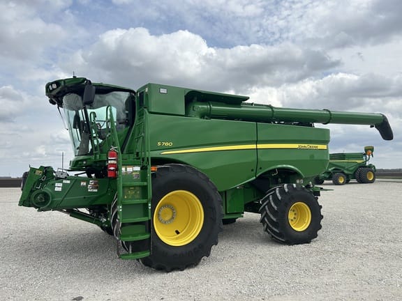 2023 John Deere S780 Equipment Image0