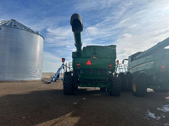 Image of John Deere S780 equipment image 3