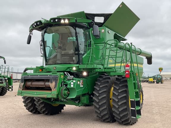 Image of John Deere S780 Primary image