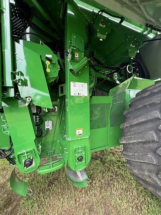 Image of John Deere S780 equipment image 3