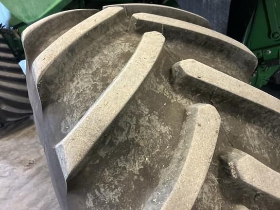 Image of John Deere S780 equipment image 1