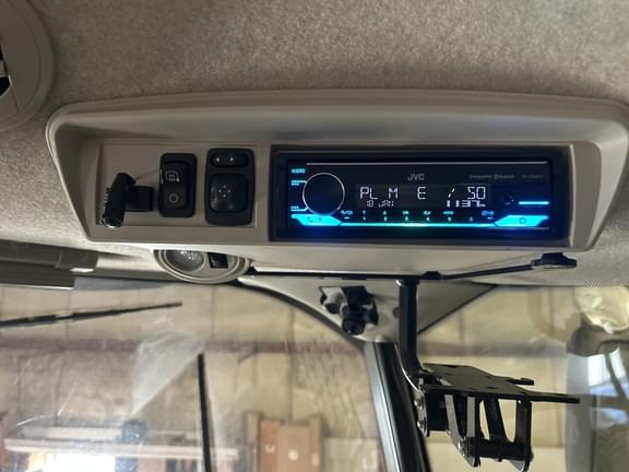 Image of John Deere S780 equipment image 4