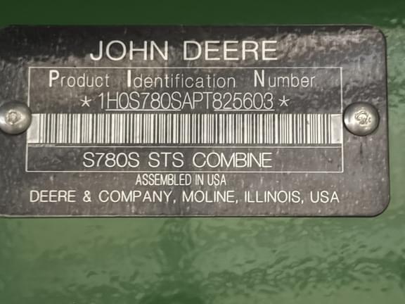 Image of John Deere S780 equipment image 1