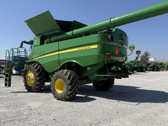 Image of John Deere S780 Primary image