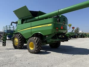 2023 John Deere S780 Image