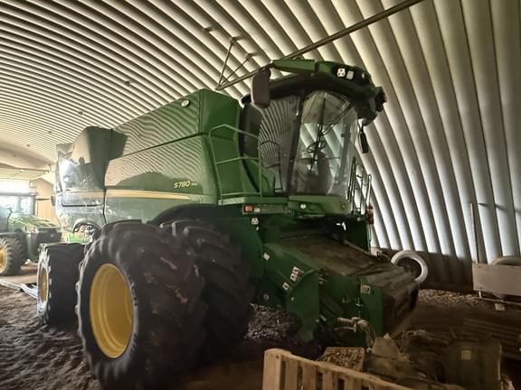 Image of John Deere S780 equipment image 3