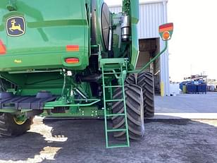 Main image John Deere S780 15