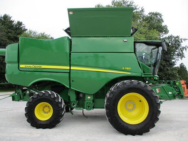 Image of John Deere S780 equipment image 3