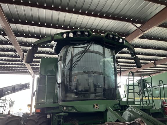 Image of John Deere S780 equipment image 3