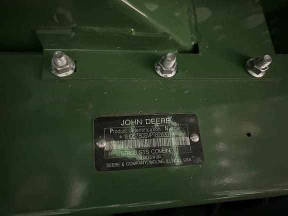 Image of John Deere S780 equipment image 1