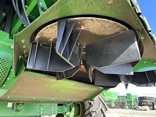 Main image John Deere S780 11