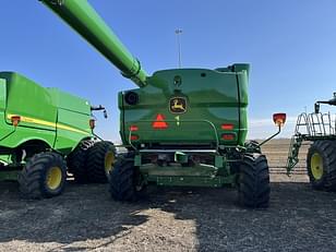 Main image John Deere S780 6