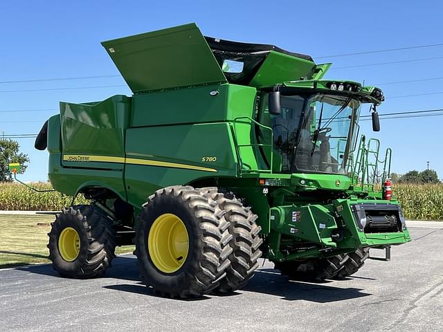 Image of John Deere S780 equipment image 4