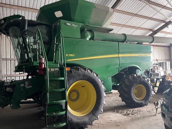 Image of John Deere S780 Primary image