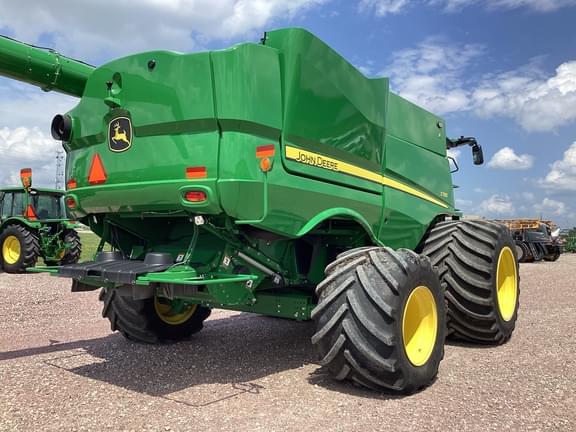 Image of John Deere S780 equipment image 3