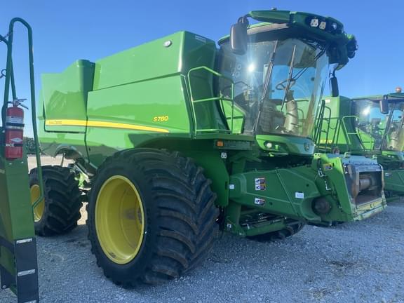 Image of John Deere S780 Primary image