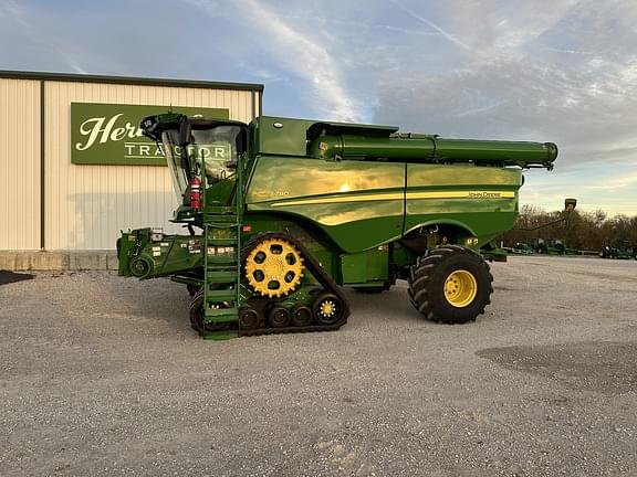 Image of John Deere S780 equipment image 1