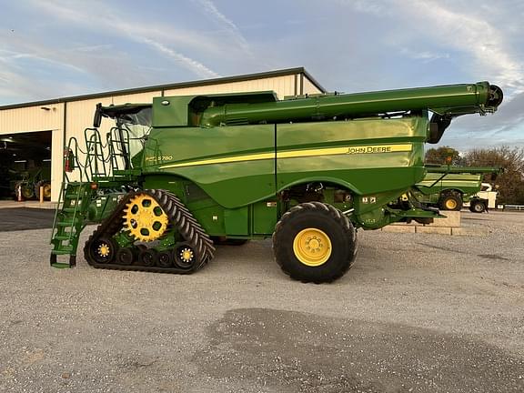 Image of John Deere S780 equipment image 3