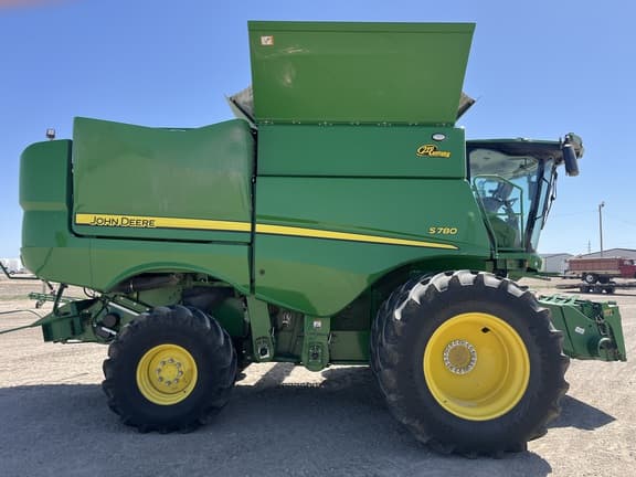 Image of John Deere S780 equipment image 3