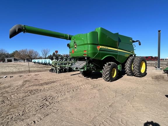 Image of John Deere S780 equipment image 3